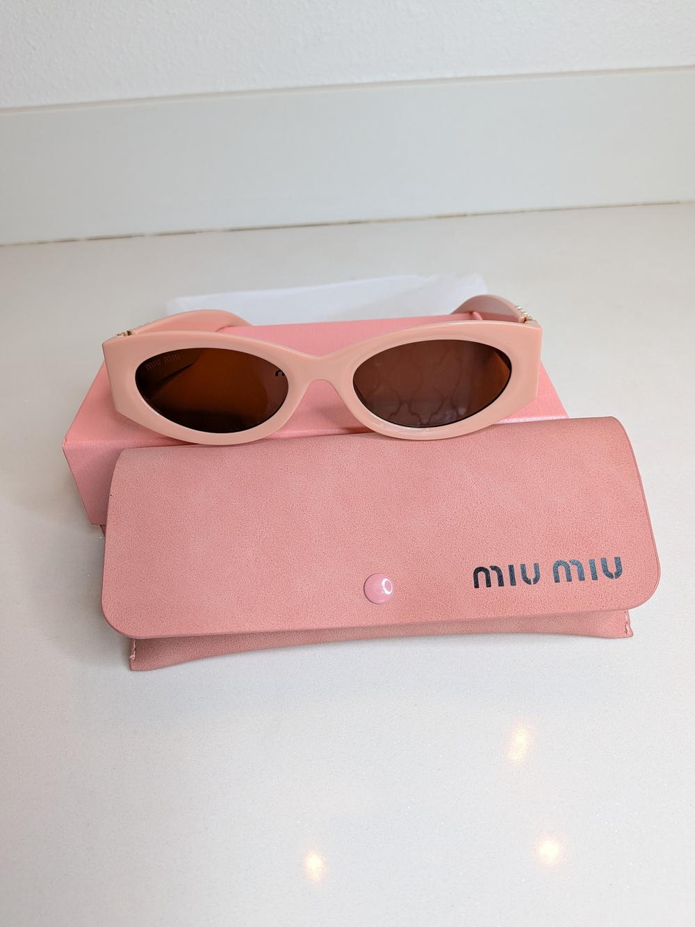 Miu Miu Pink Cat-Eye Sunglasses with Gold Logo Accent - Picture 6 of 12